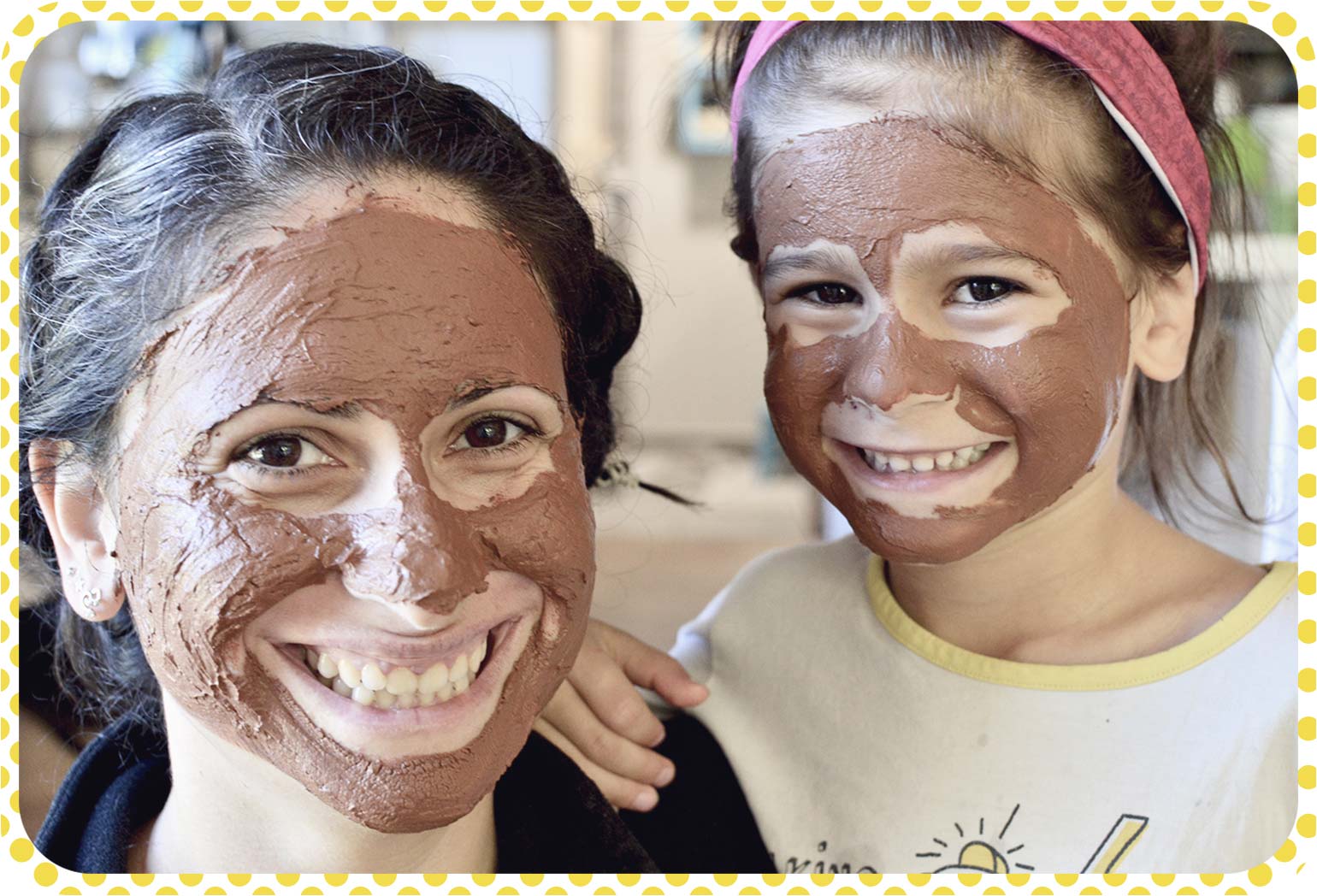 L'un de mes favoris beauté naturelle et bien-être que j'aime partager en famille, le masque à l’argile rouge surfine. 